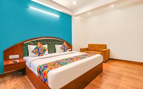 Fabhotel Lime Tree Near Yashobhoomi Convention Centre